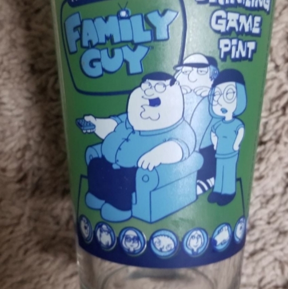 The Official Family Guy Drinking Game US Pint Glass Applied Color Label 16 Oz - Picture 2 of 5